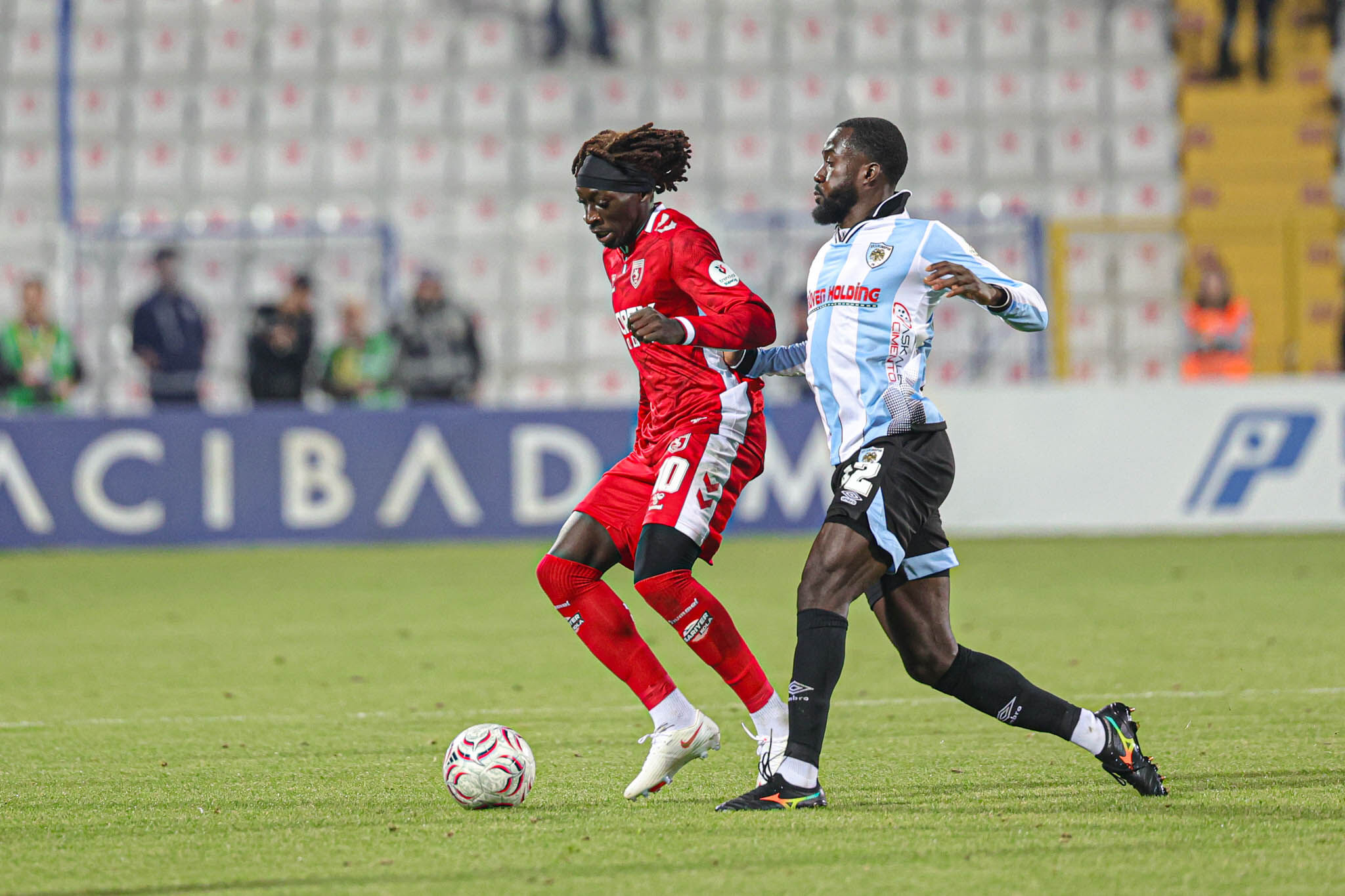 samsunspor haber Samsunspor'da Tanguy Coulibaly sahalara döndü!