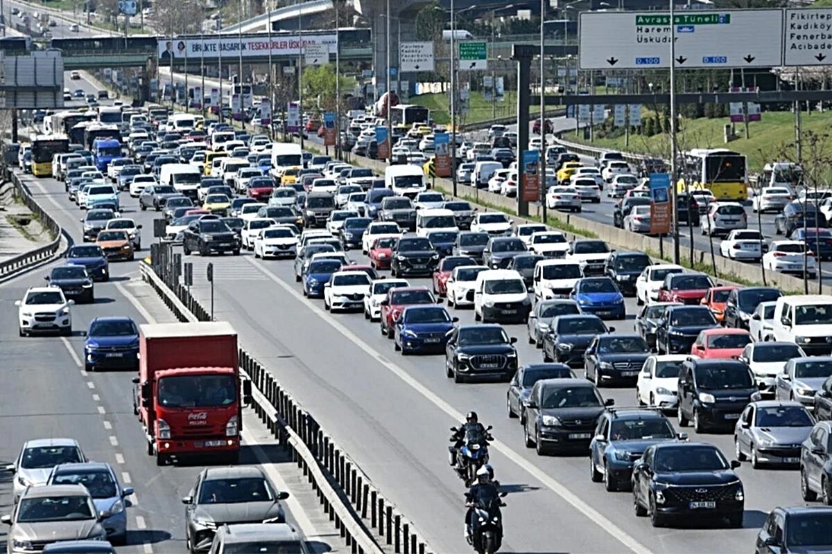 Trafikte Çarpıcı Tablo Bakanlık Harekete Geçti