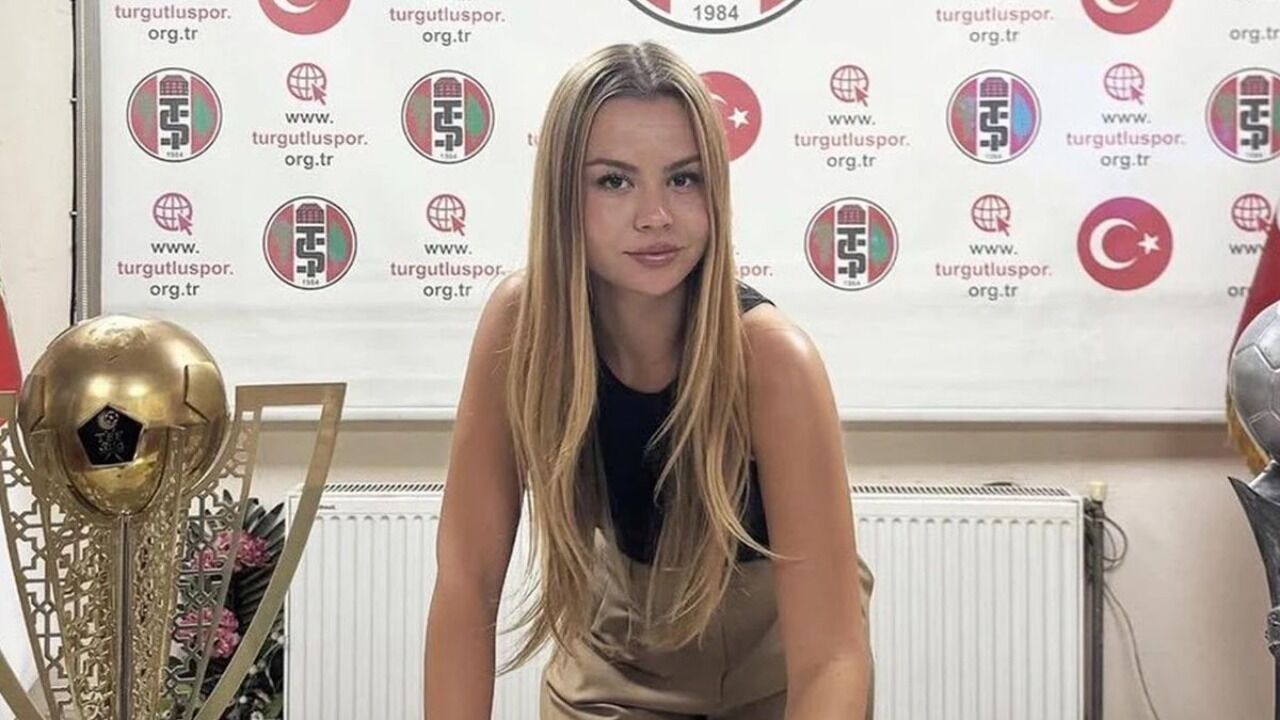 Turk Futbolunda Tarihi Imza Takimi 22 Yasindaki 20220224 3321 Amp 1280X720