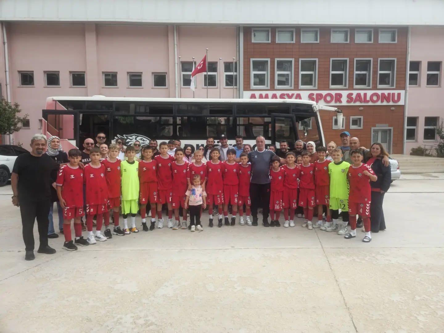Kadıköyspor U12, Amasya’da grup şampiyonu oldu