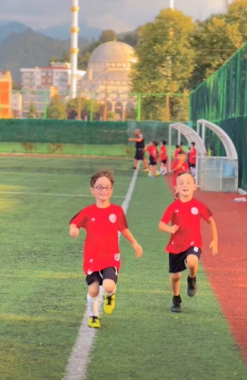 Samsun'da minik yıldızlar sahada parladı