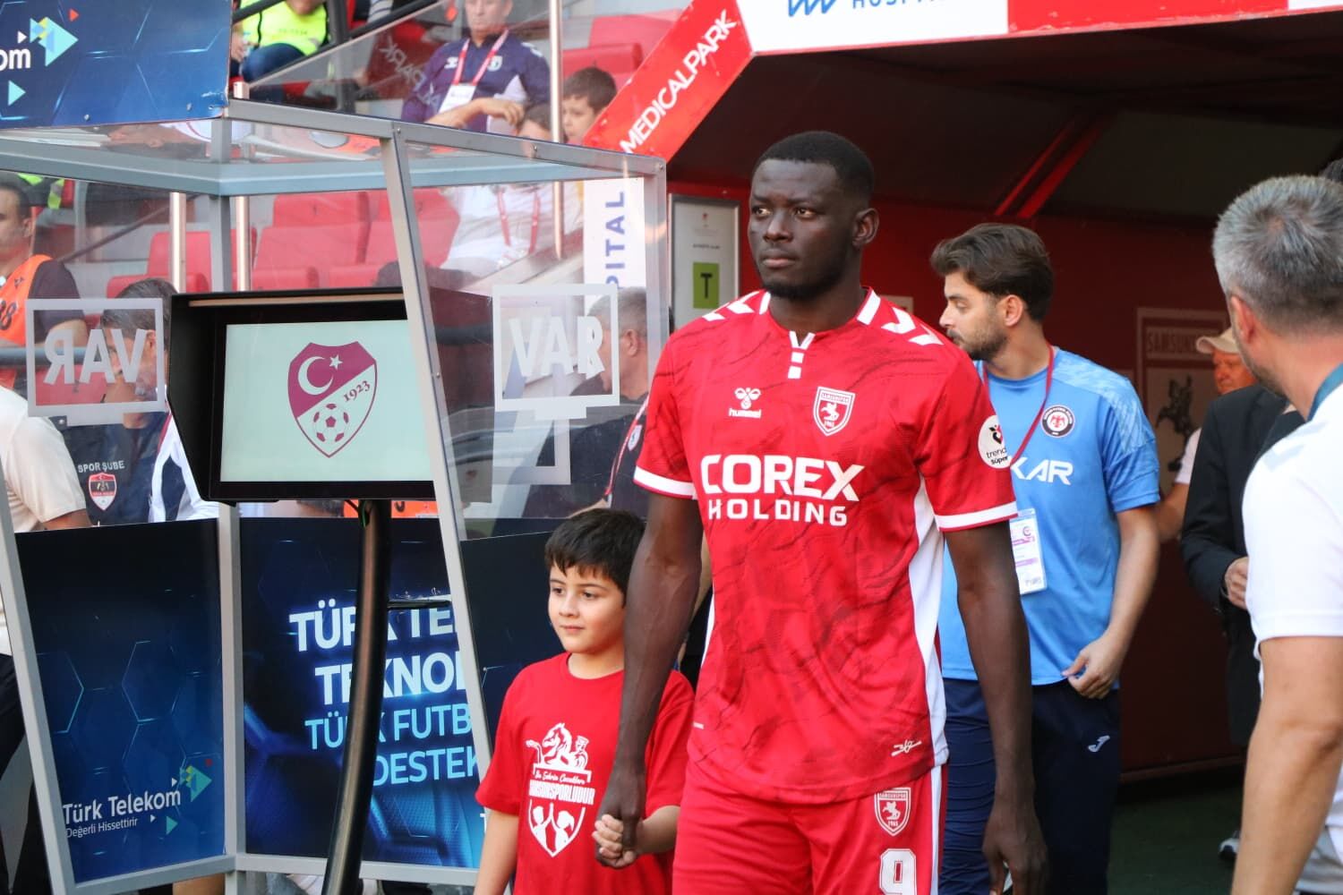 Samsunspor Haber. Samsunspor evinde dağıldı! Çorum FK'dan 5 gollü darbe