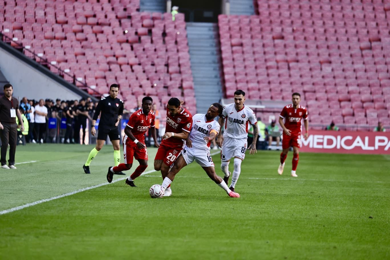 Samsunspor Haber. Samsunspor evinde dağıldı! Çorum FK'dan 5 gollü darbe