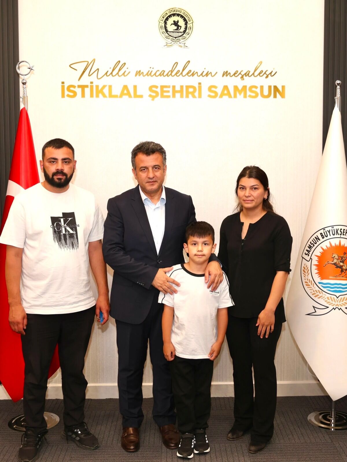 samsun haber: Samsun'da 8 yaşındaki Mustafa Emir hayati ilaç için destek bekliyor 