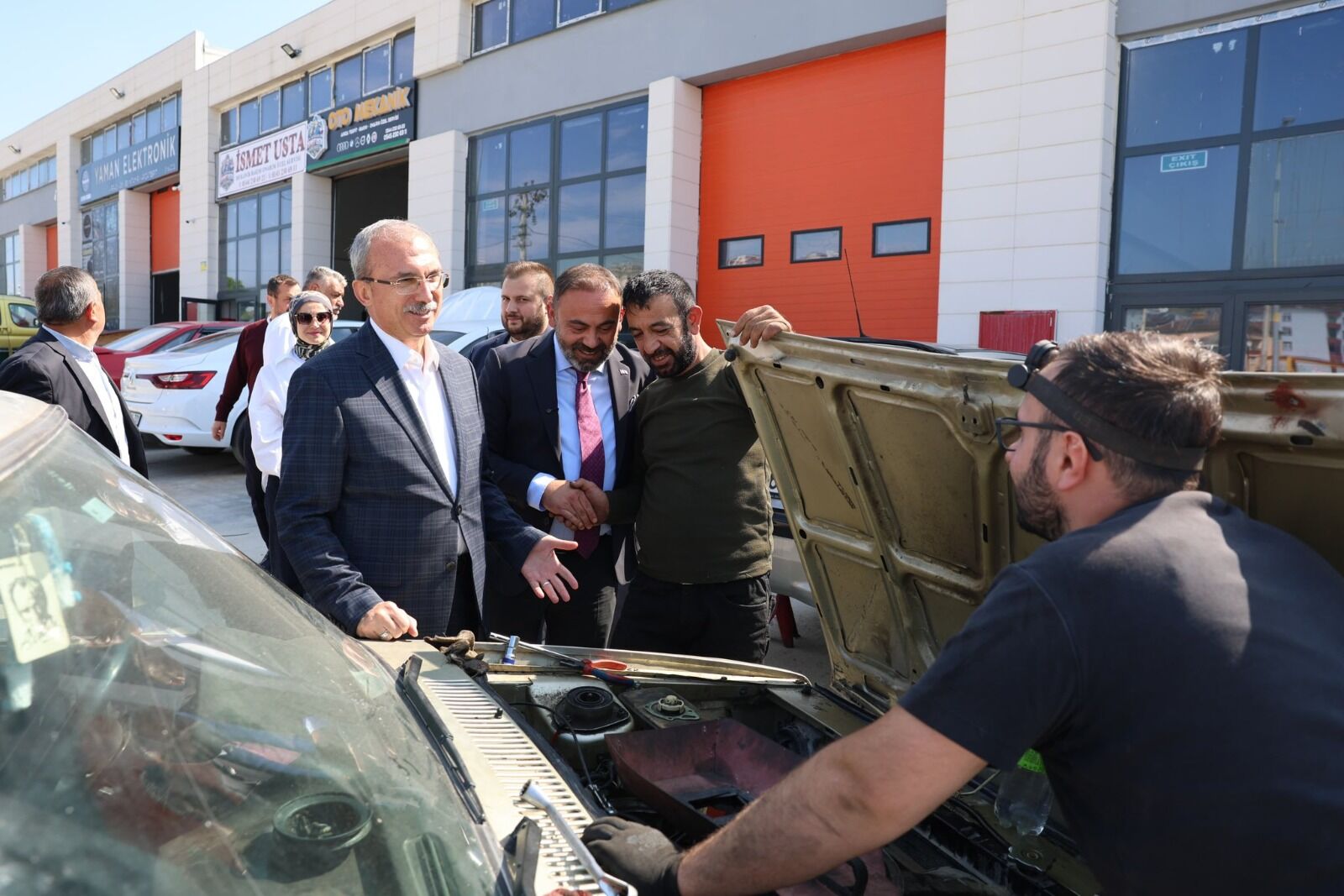 samsun haber Kavak’ta gönül buluşmaları! AK Partili Orhan Kırcalı esnafı dinledi