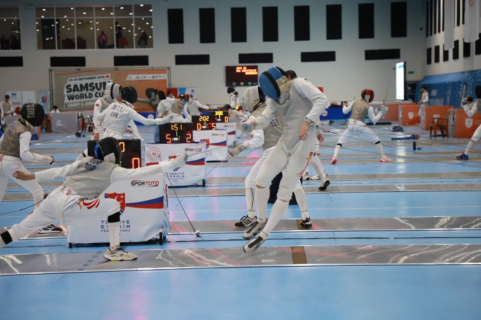 Samsun’da eskrim şöleni! 52 ülkeden 606 sporcu mücadele ediyor