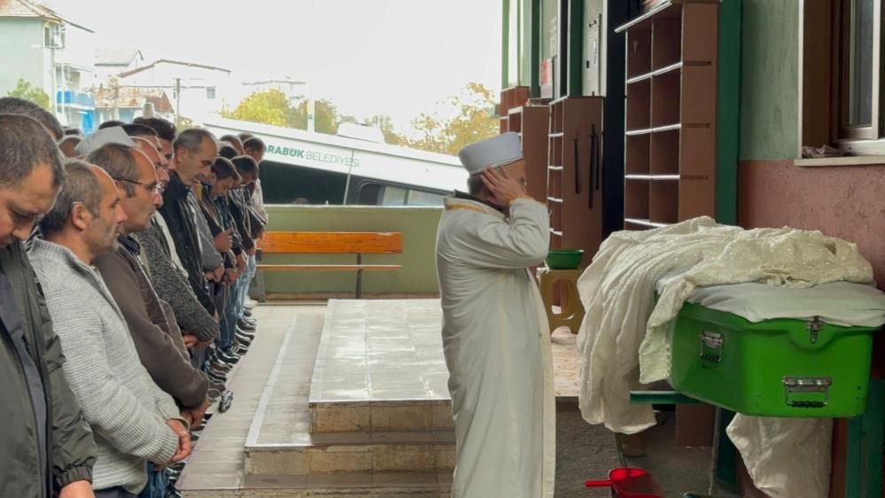 17 gün yaşam mücadelesi verdi! Doğum gününde hayatını kaybetti