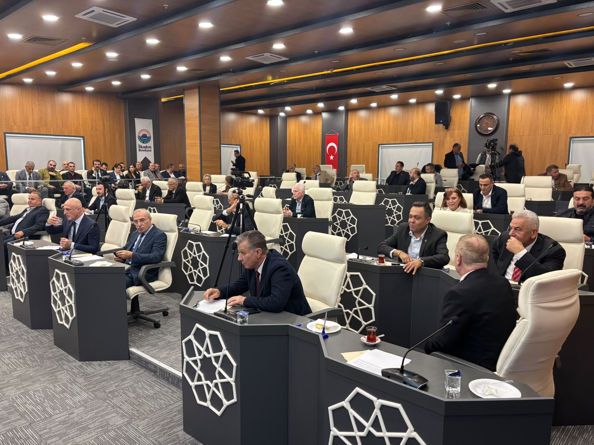 Samsun Haber: İlkadım'da işçi çıkarma tartışması! Başkan Kurnaz'dan dikkat çeken çıkış