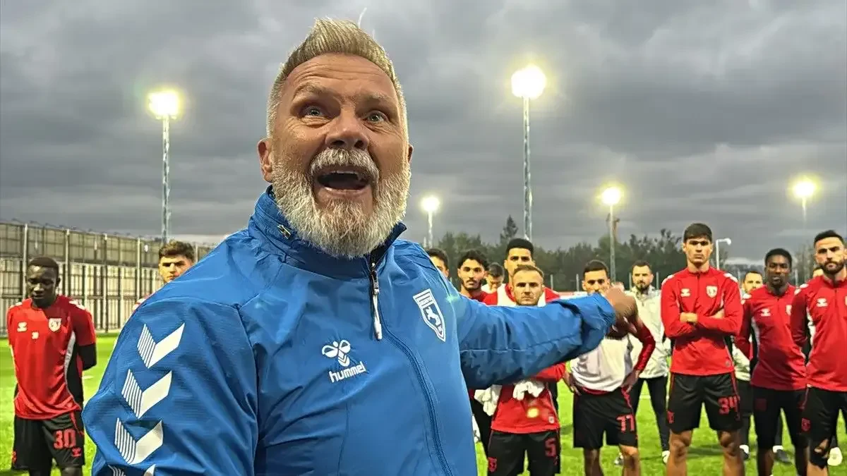 Samsunspor'da Fink'ten Trabzonspor yenilgisi sonrası flaş istifa açıklaması
