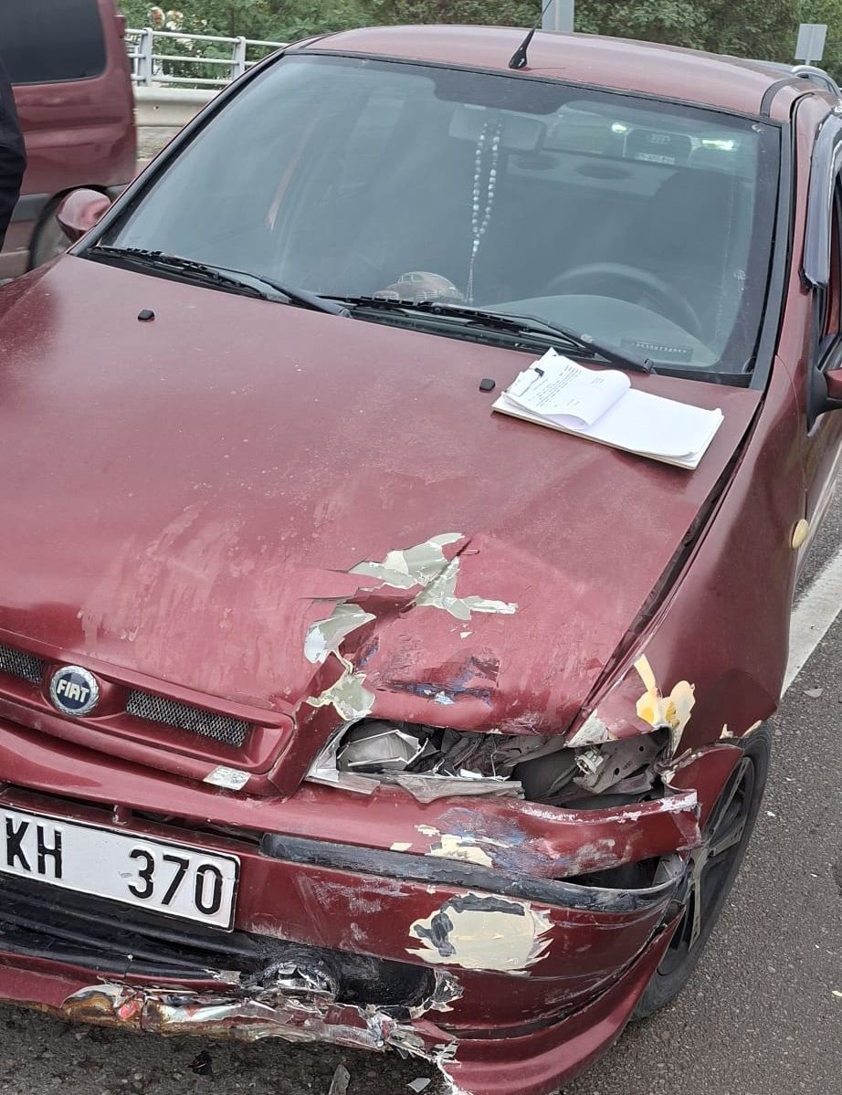 Samsun Haber: Samsun istikametinde kaza! İki otomobil birbirine girdi