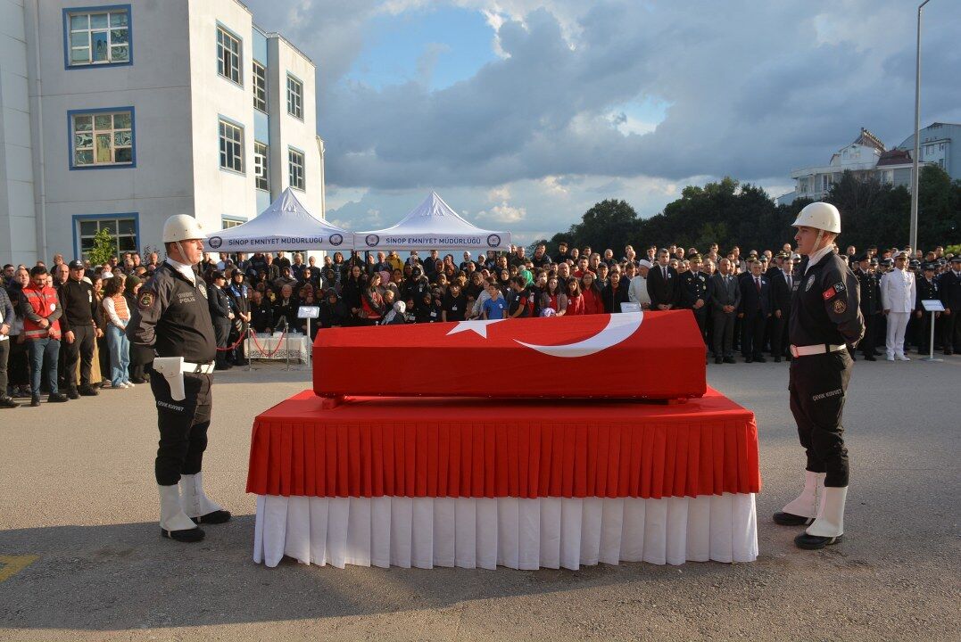 SAMSUN HABER Bafralı gazi polis Numan Şen’e Sinop’ta son görev