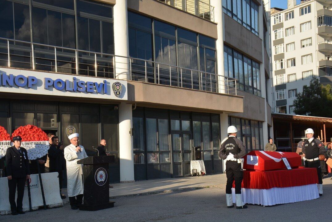 SAMSUN HABER Bafralı gazi polis Numan Şen’e Sinop’ta son görev