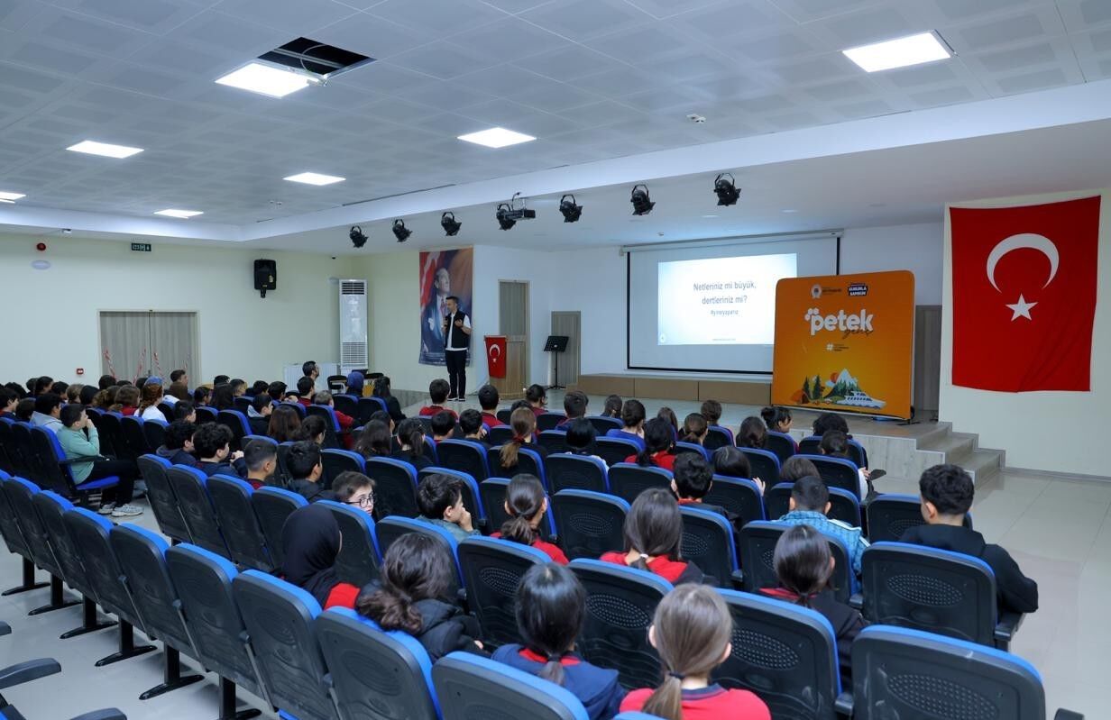 Samsun’da Petek Genç programları başladı! Binlerce öğrenciye ulaşacak