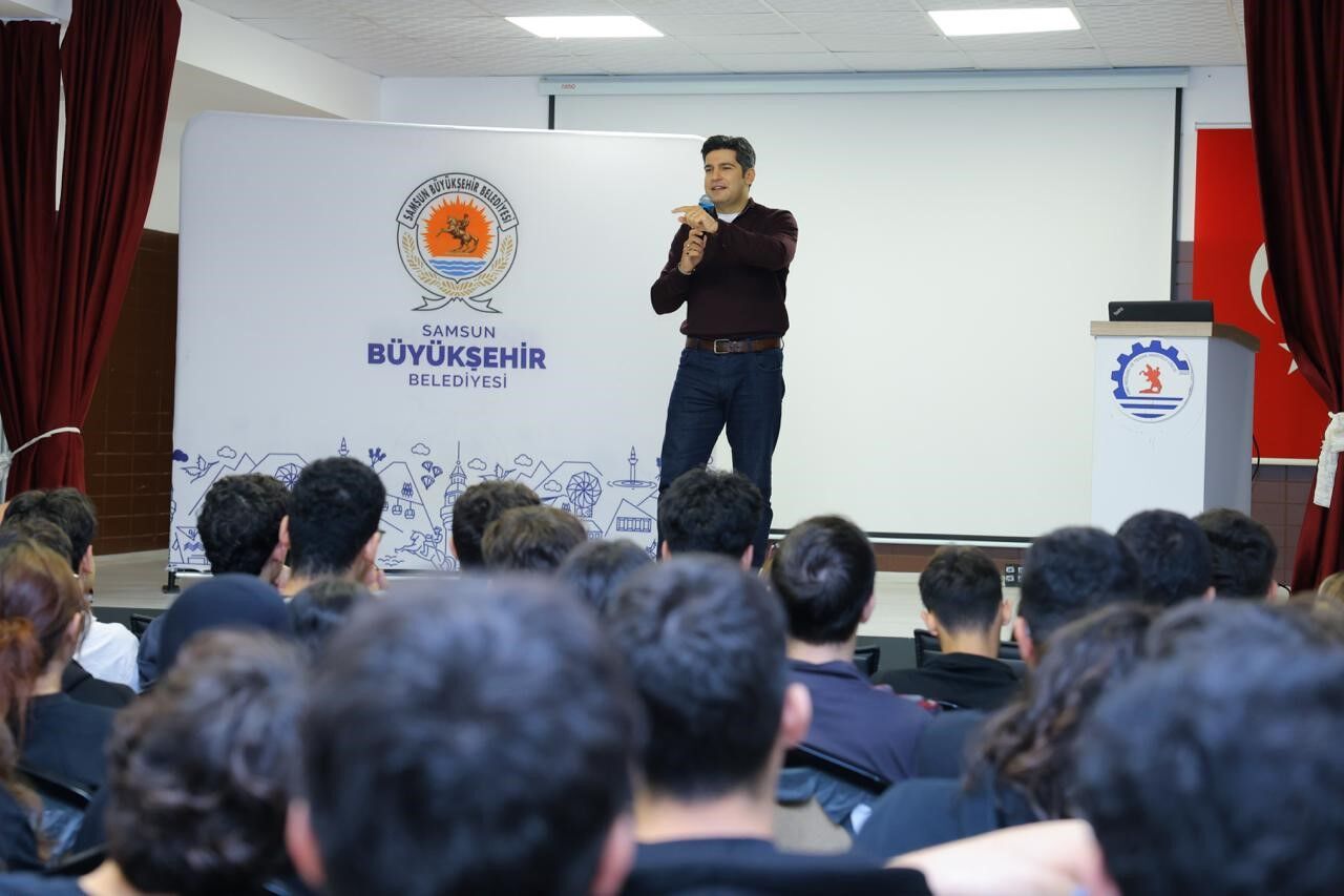 Samsun’da Petek Genç programları başladı! Binlerce öğrenciye ulaşacak