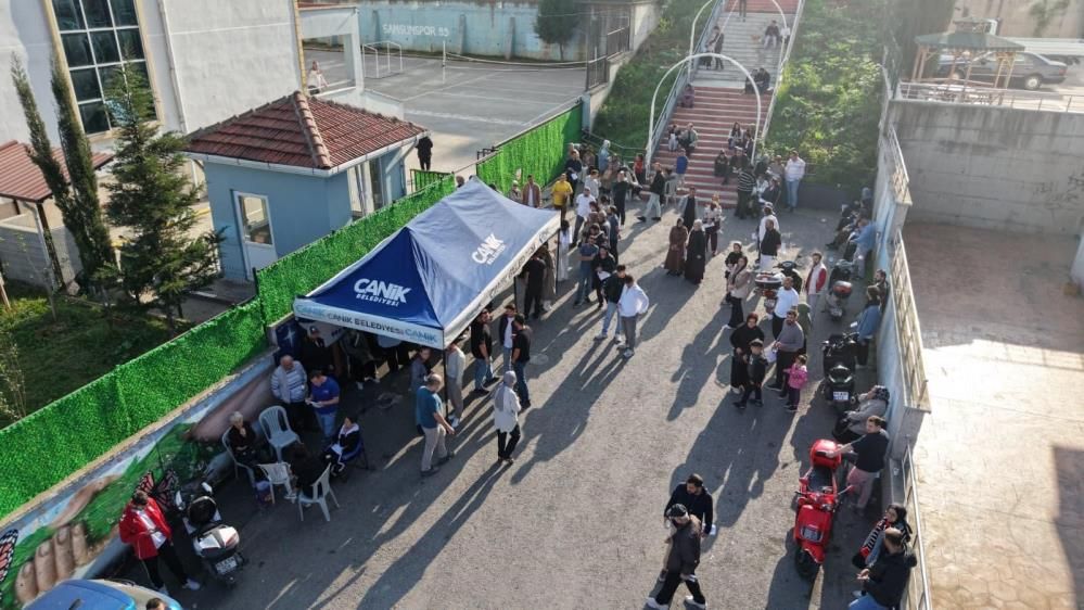 Canik Belediyesi KPSS adayları ve aileleri için seferber oldu