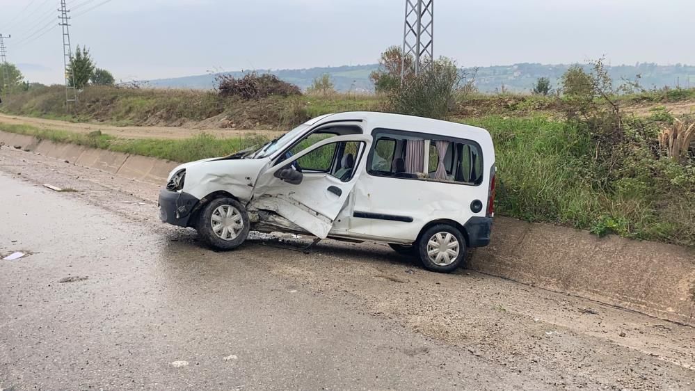 Samsun Haber: Samsun-Sinop yolunda korkutan kaza! 1’i bebek 5 yaralı