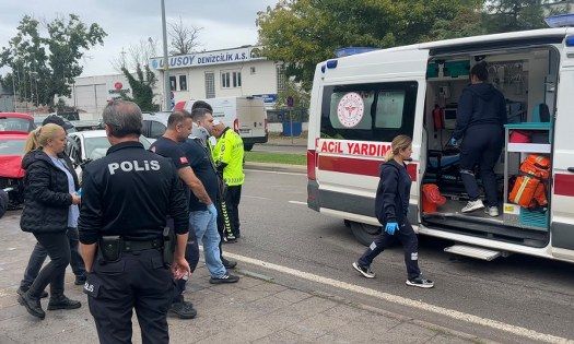 samsun haber: Samsun’da iki otomobil kafa kafaya çarpıştı: 1’i ağır 2 yaralı