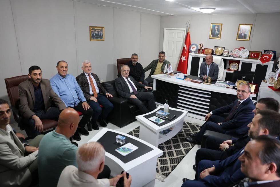 AK Parti heyetinden Şener Aydın’a ziyaret! Amatör spor konuşuldu