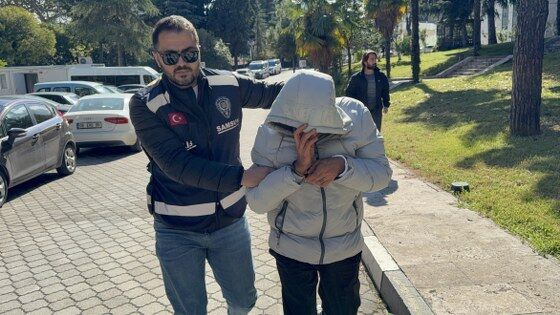 samsun haber: Samsun'da kıskançlık bahanesiyle eşini bıçaklayan koca adliyede