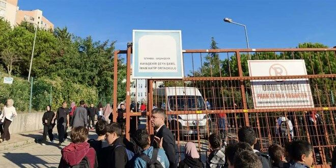 Bakan Tekin Ogrenciler Arasindaki Kavgada Bir Ogrenci Hayatini Kaybetti