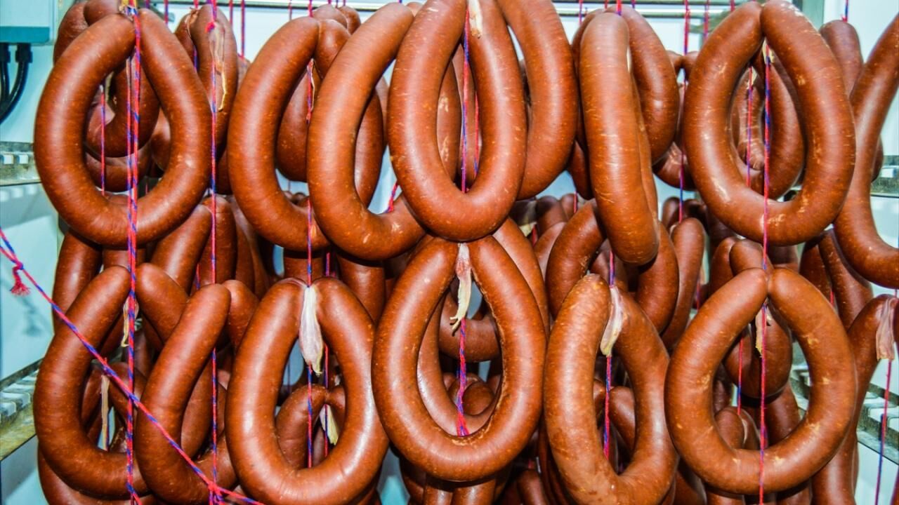 Bakanlık ifşa etti! Listede 14 sucuk markası var