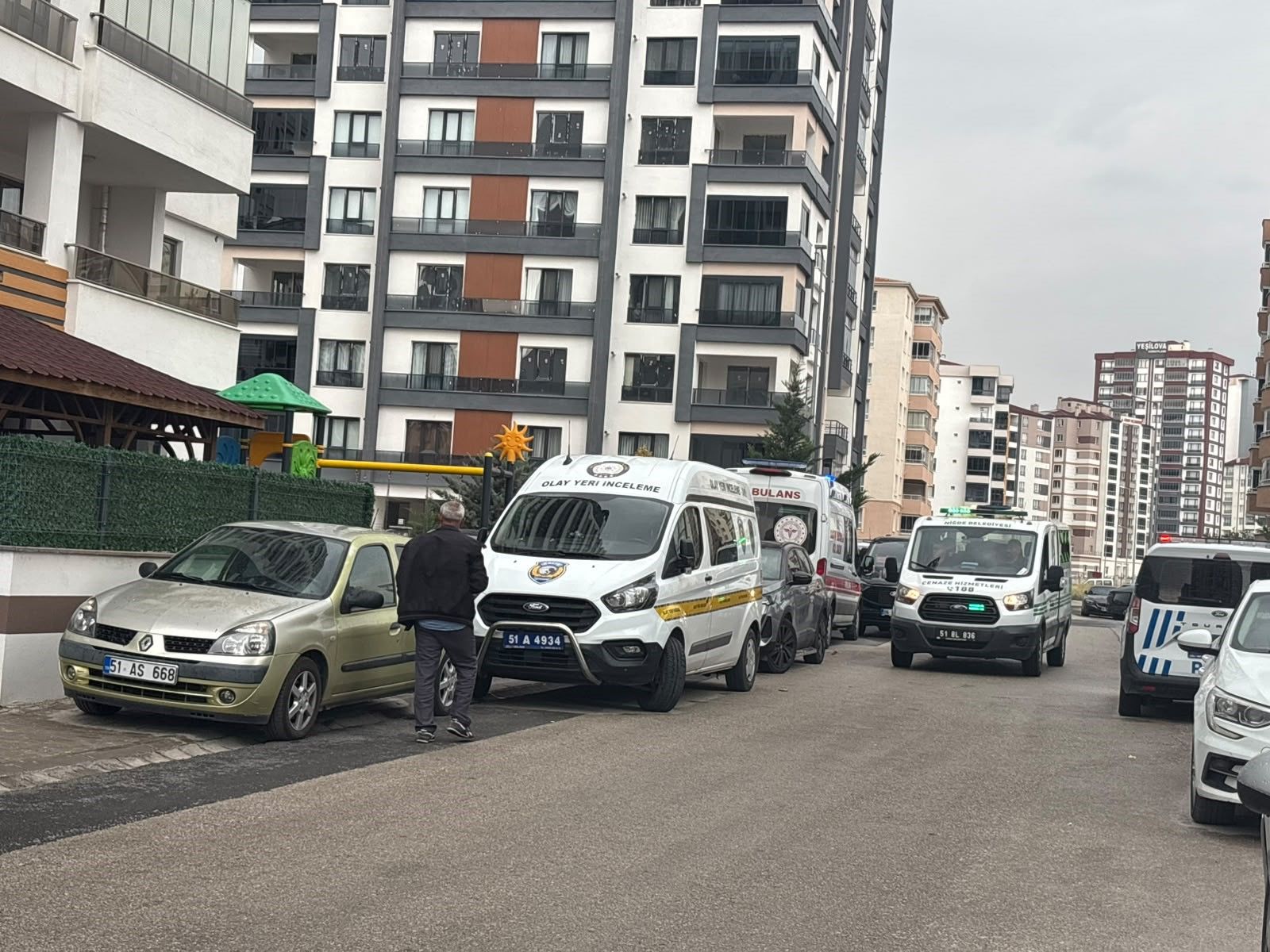 Çatı katında acı son! Genç kadın ölü bulundu