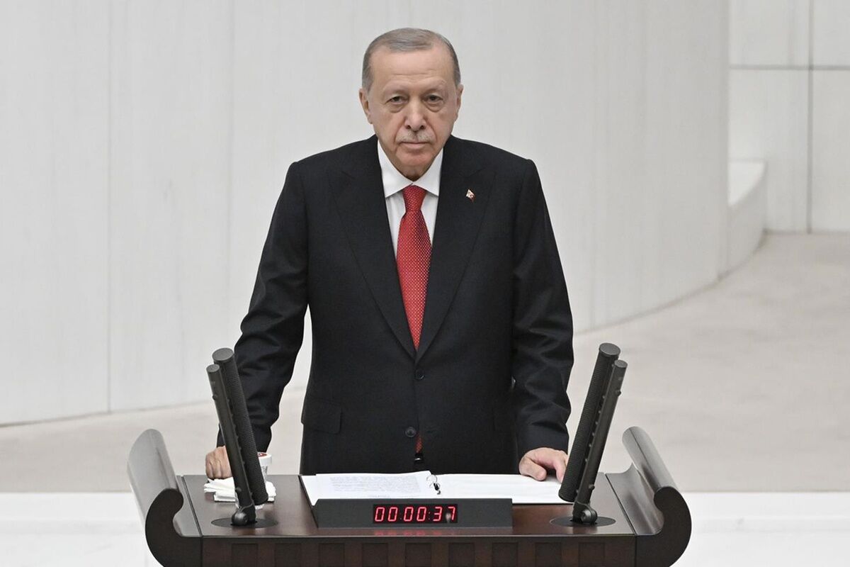 Cumhurbaskani Erdogan Meclisten Mesaji