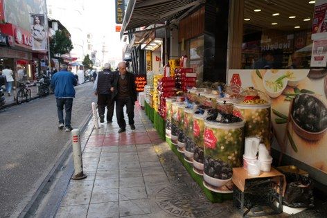 samsun haber: Samsun'da yaya olmak cesaret istiyor! Kaldırım işgalde, vatandaş isyanda 