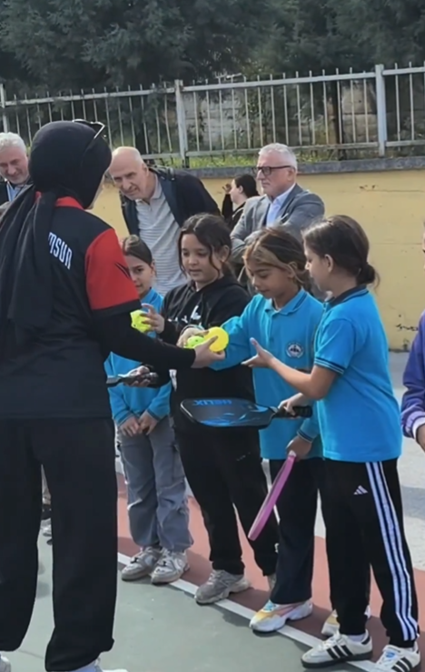 samsun haber Samsun’da pickleball rüzgarı! Çocuklar sporla buluşuyor