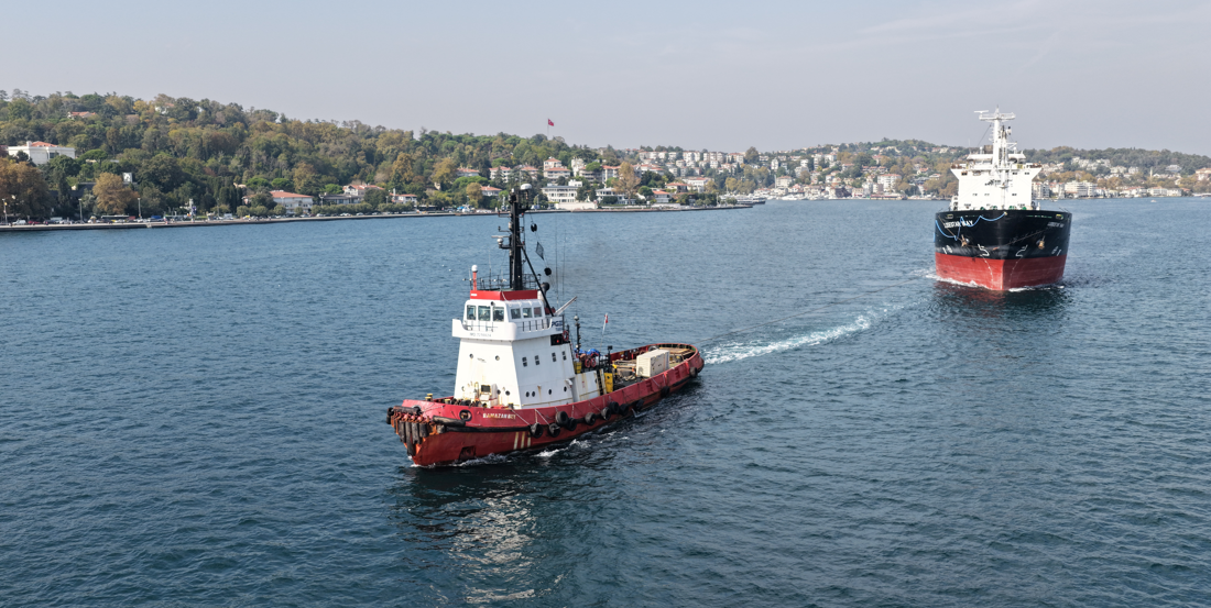 Samsun haber: Samsun Limanı’nda onarılan gemi İstanbul Boğazı’ndan geçti