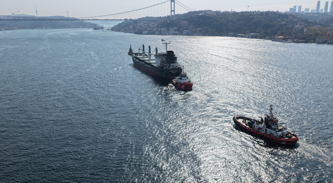 Samsun haber: Samsun Limanı’nda onarılan gemi İstanbul Boğazı’ndan geçti