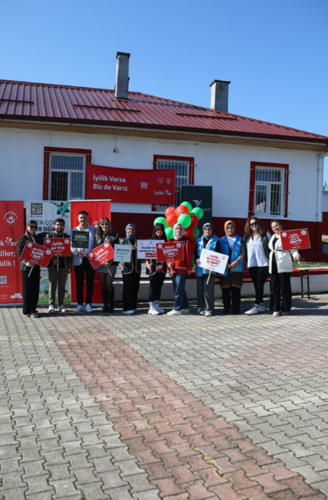 Samsun'da Tüfekci Vakfı öncülüğünde çocuklara spor alanı