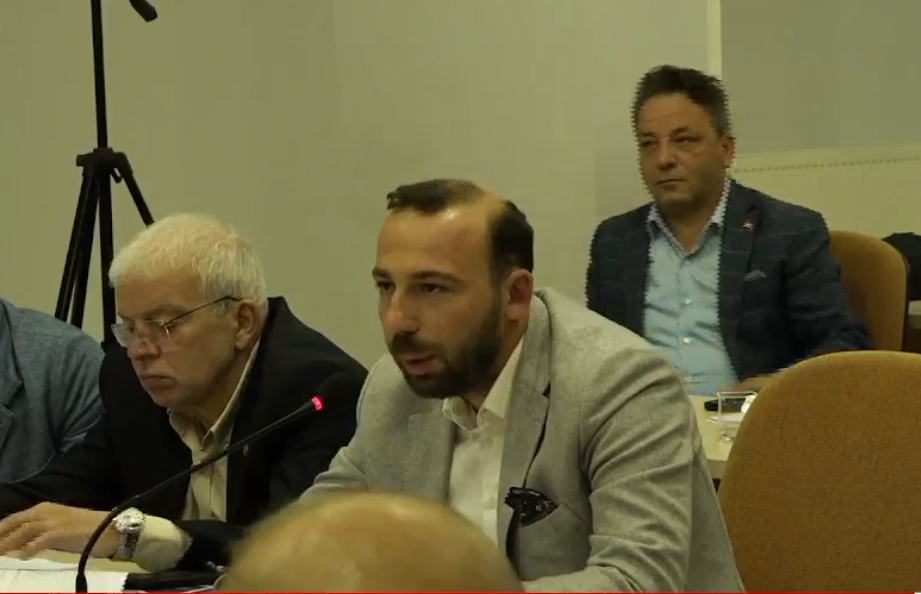 samsun haber: O görüntü meclis gündeminde: "Serhat Türkel bir tek başkanlık yapamıyor"