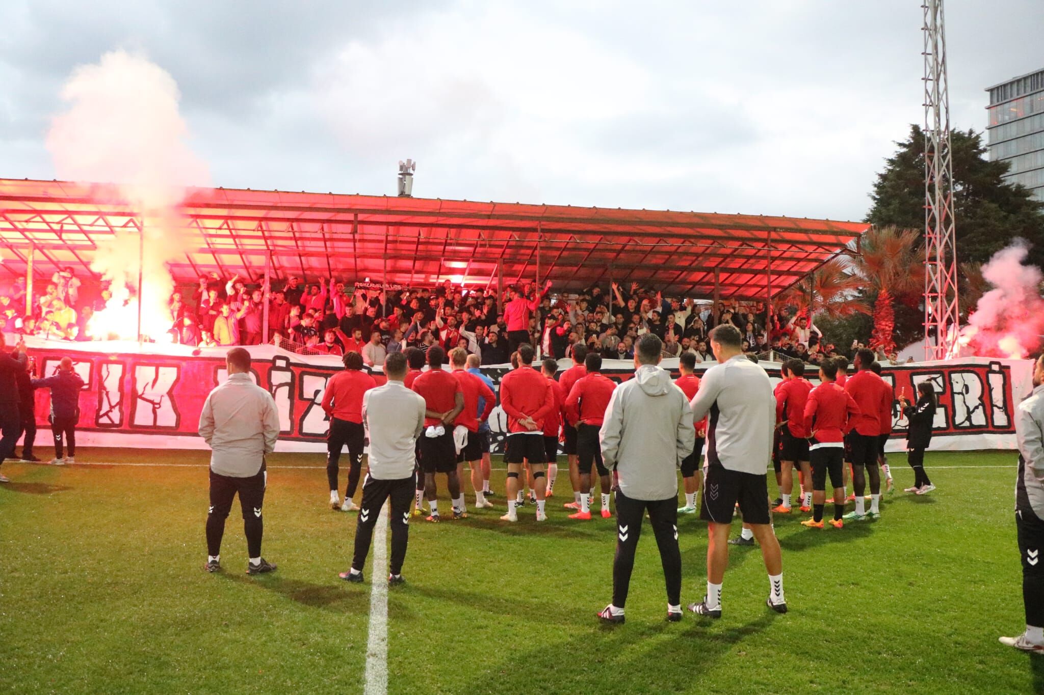 Samsunspor Haber: Samsunspor'da Fink’ten derbi çağrısı: “Sizin için savaşacağız”