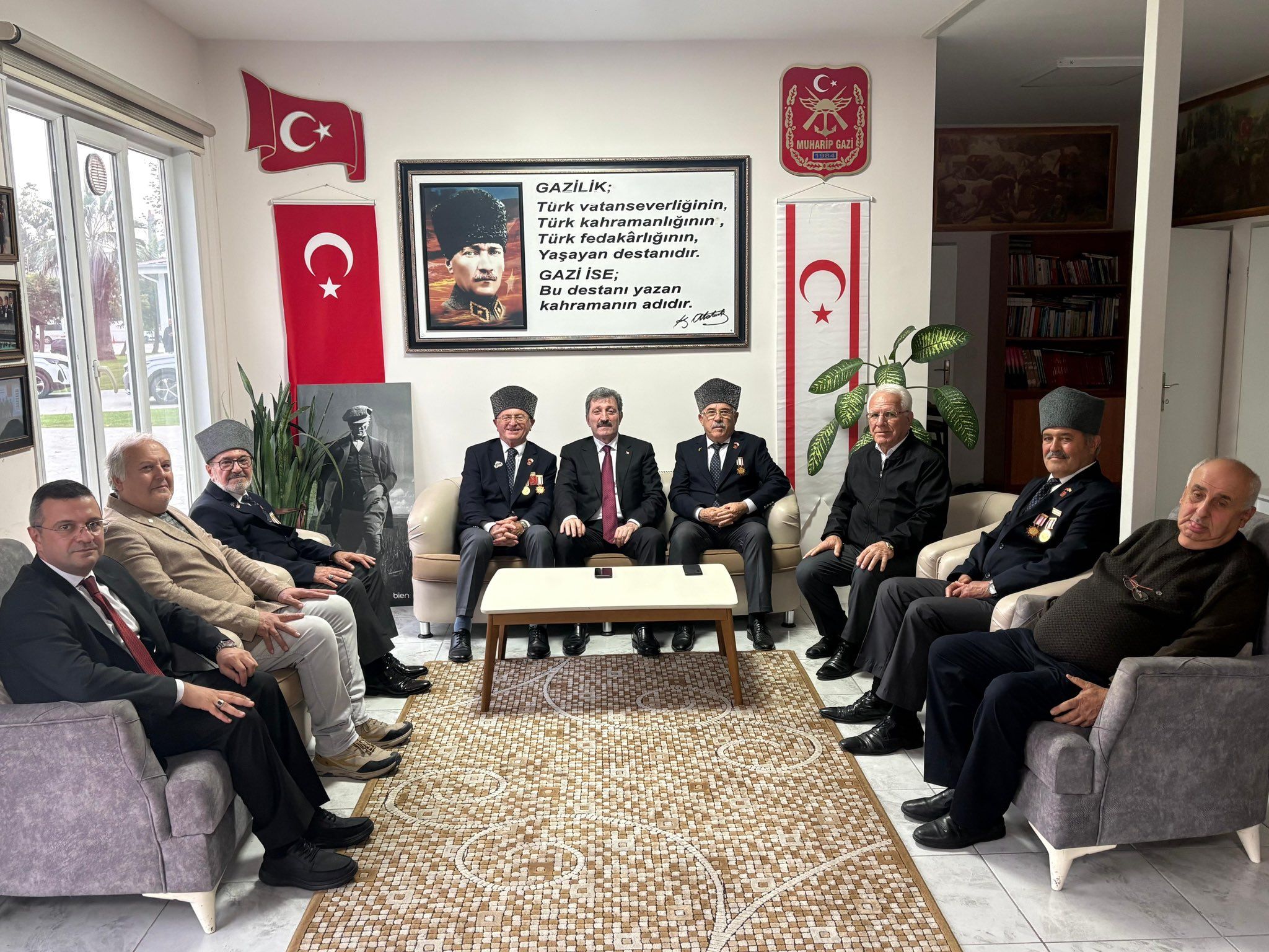 Samsun haber: Samsun'da Vali Orhan Tavlı’dan gazilere anlamlı ziyaret