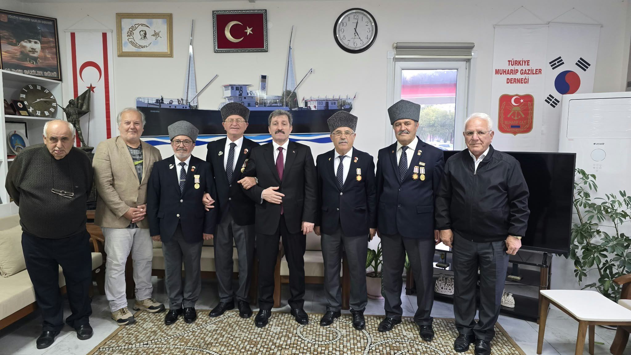 Samsun haber: Samsun'da Vali Orhan Tavlı’dan gazilere anlamlı ziyaret