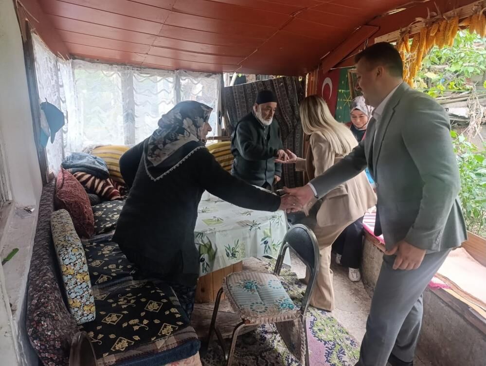 Samsun Haber: Havza’da yaşlılara Dünya Yaşlılar Günü vefası