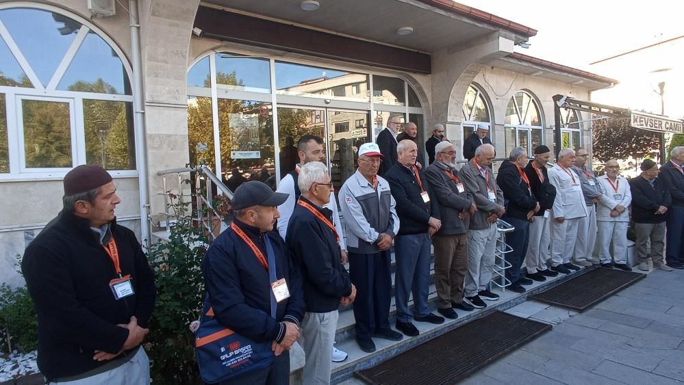 Samsun Haber: Havza’dan kutsal topraklara! 52 umreci dualarla uğurlandı