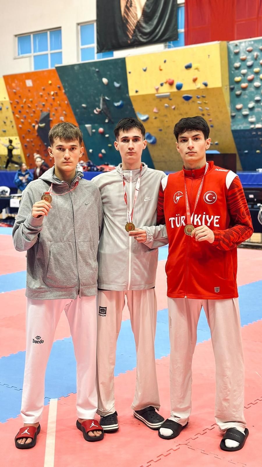 İlkadım’dan üç altın madalya! Üç sporcu da şampiyon