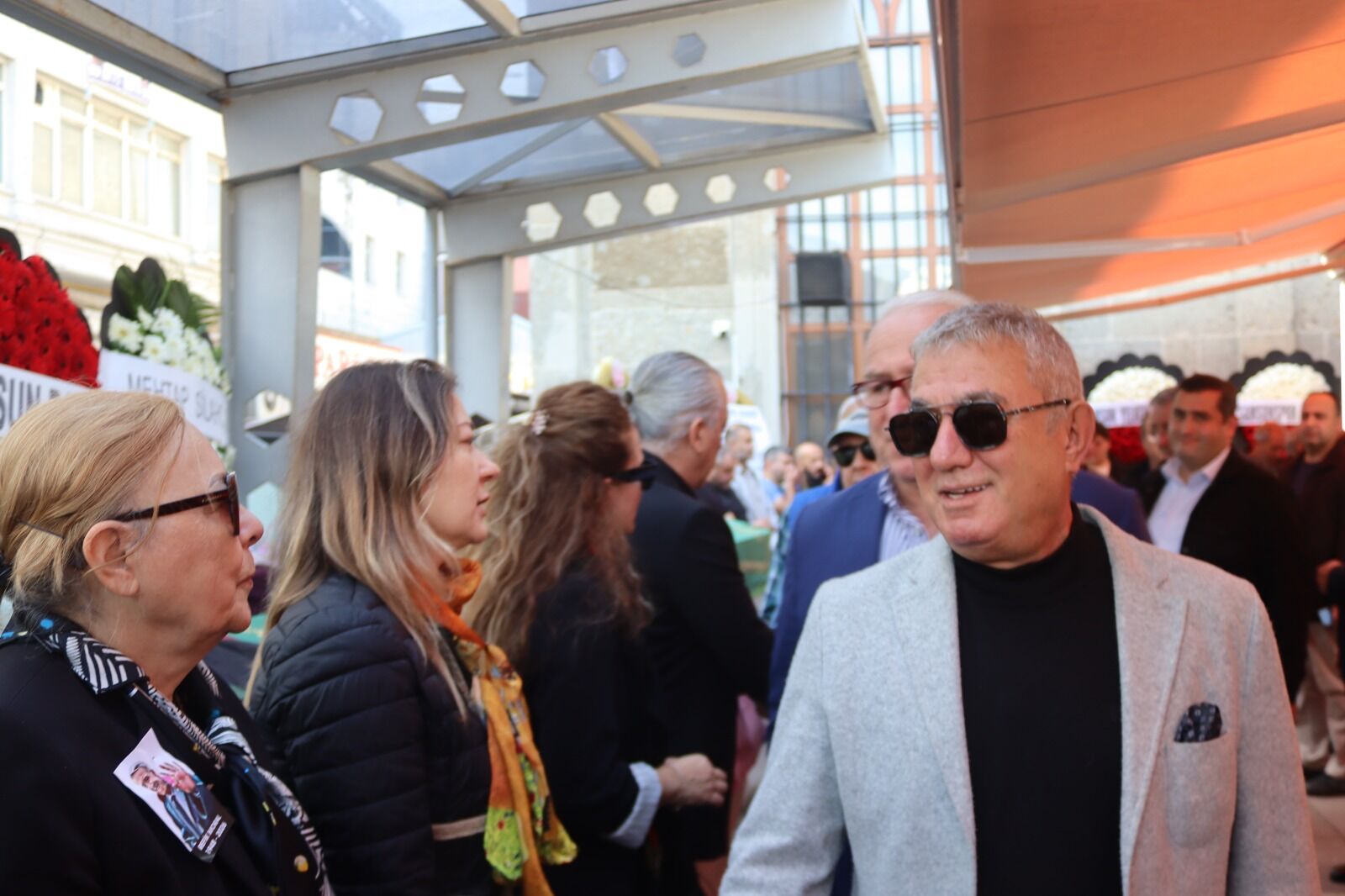 Samsun Haber: Samsun'un sevilen avukatlarından Refik Moral, dualarla uğurlandı