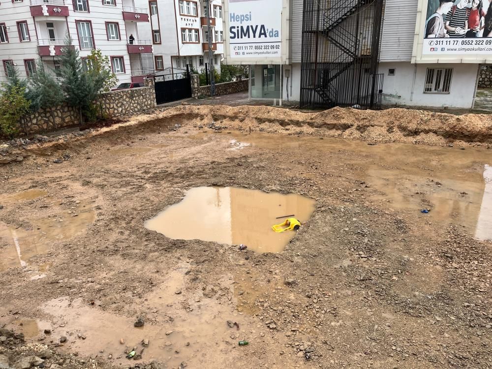 Oyun oynarken su dolu çukura düştü! 7 yaşındaki çocuk kurtarılamadı