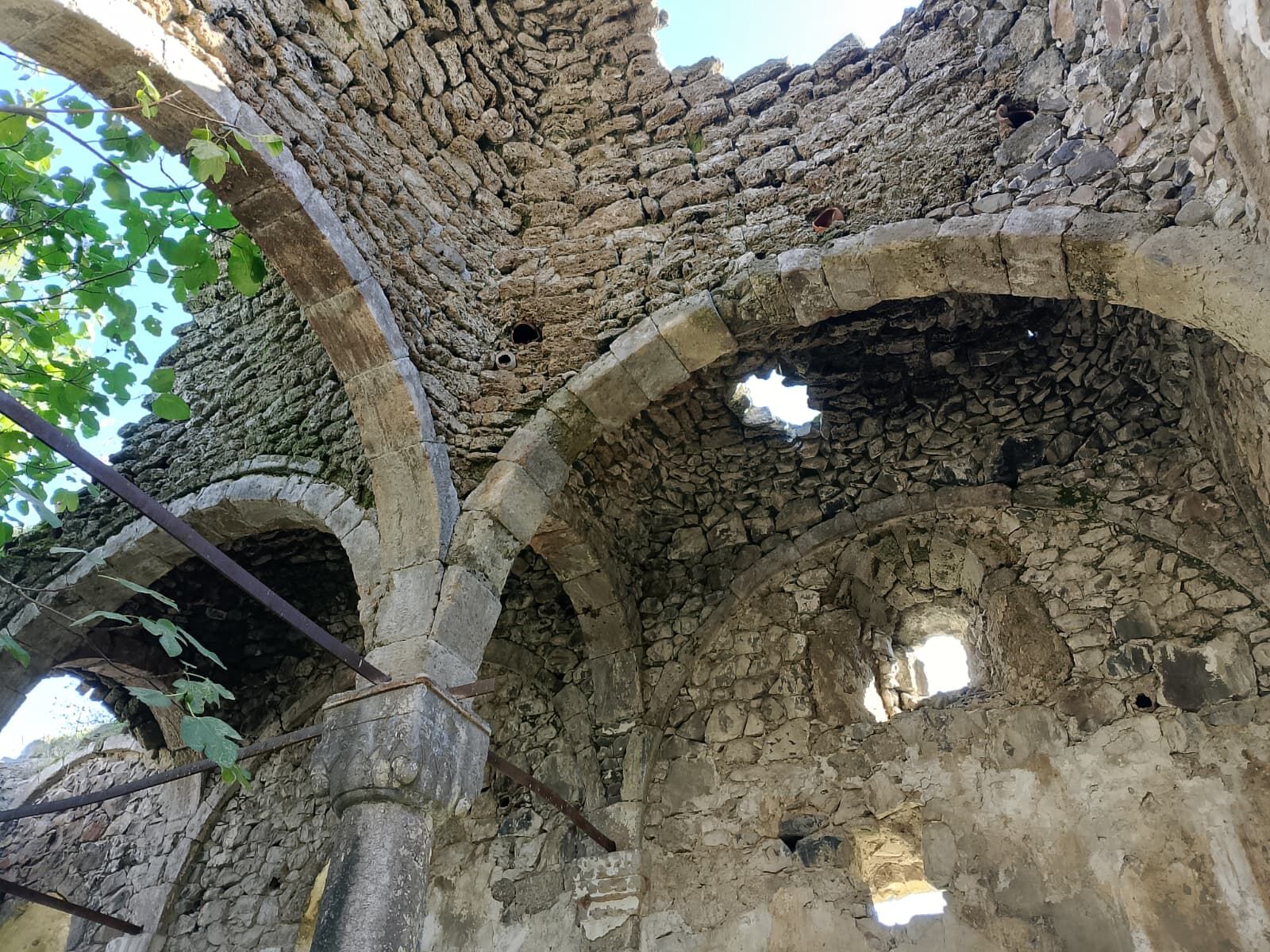 SAMSUN HABER Samsun’da zamana direnen tarihi yapı: Asarağaç Kilisesi
