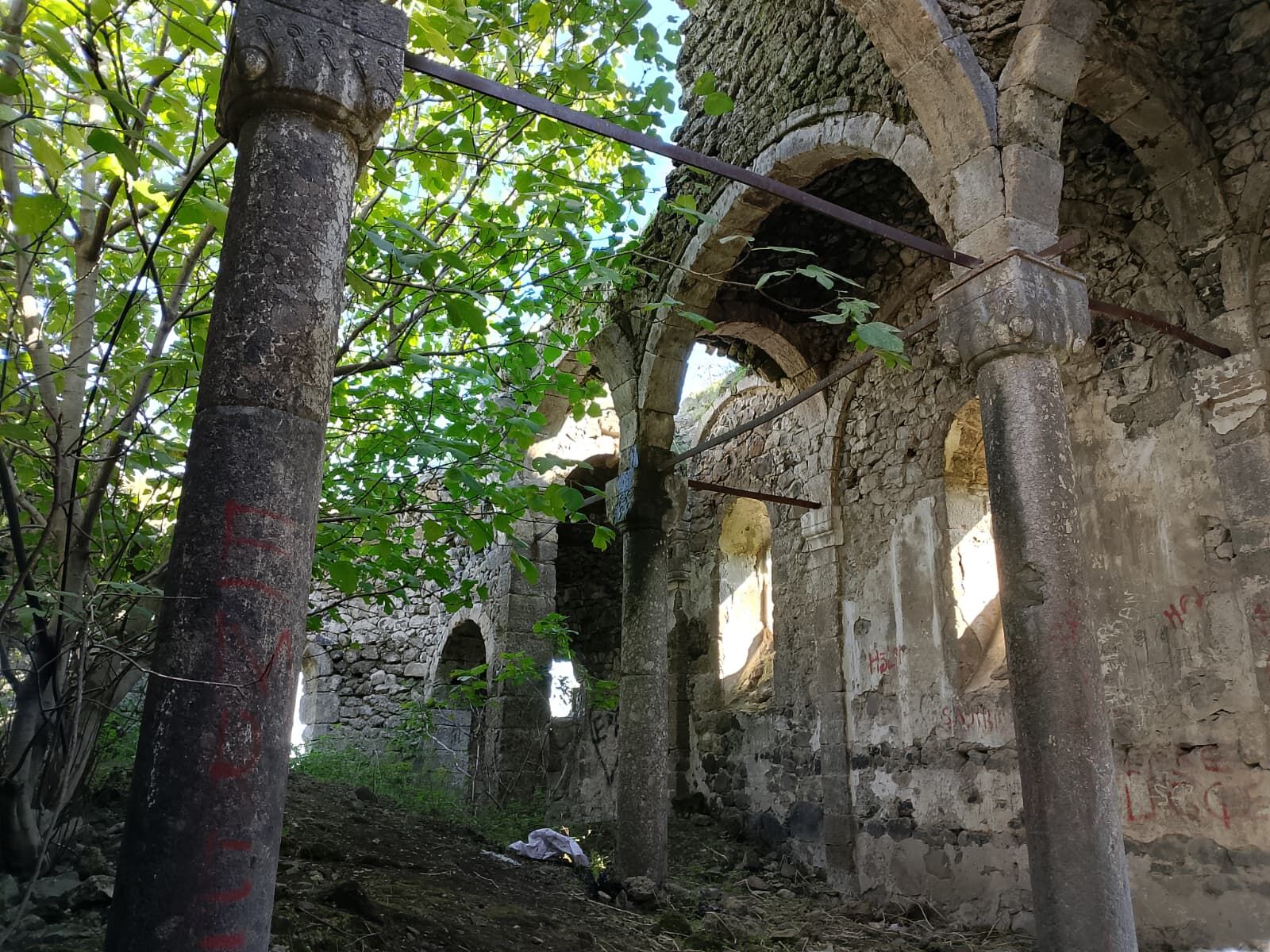 SAMSUN HABER Samsun’da zamana direnen tarihi yapı: Asarağaç Kilisesi