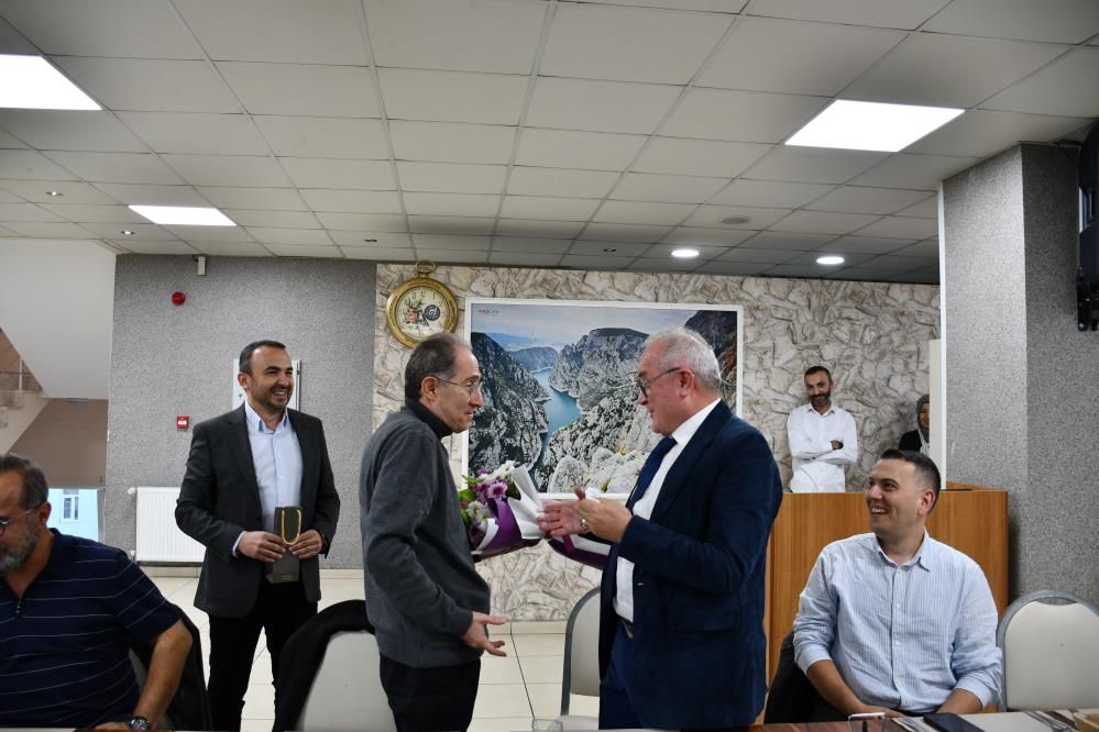 Samsun Haber: Samsun’da 46 yıllık mesleğe veda! Alkışlarla uğurlandı