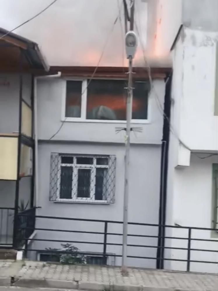 Samsun Haber: Samsun’da bir anda her şeylerini kaybettiler! 5 çocuklu aile evsiz kaldı