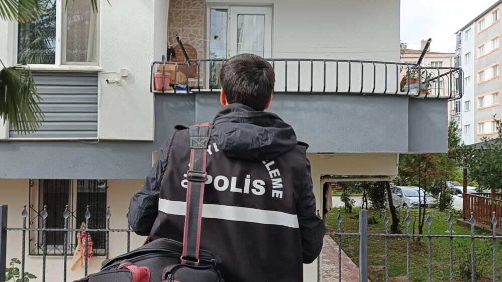 Samsun’da evde tüfekle oynarken silah ateş aldı