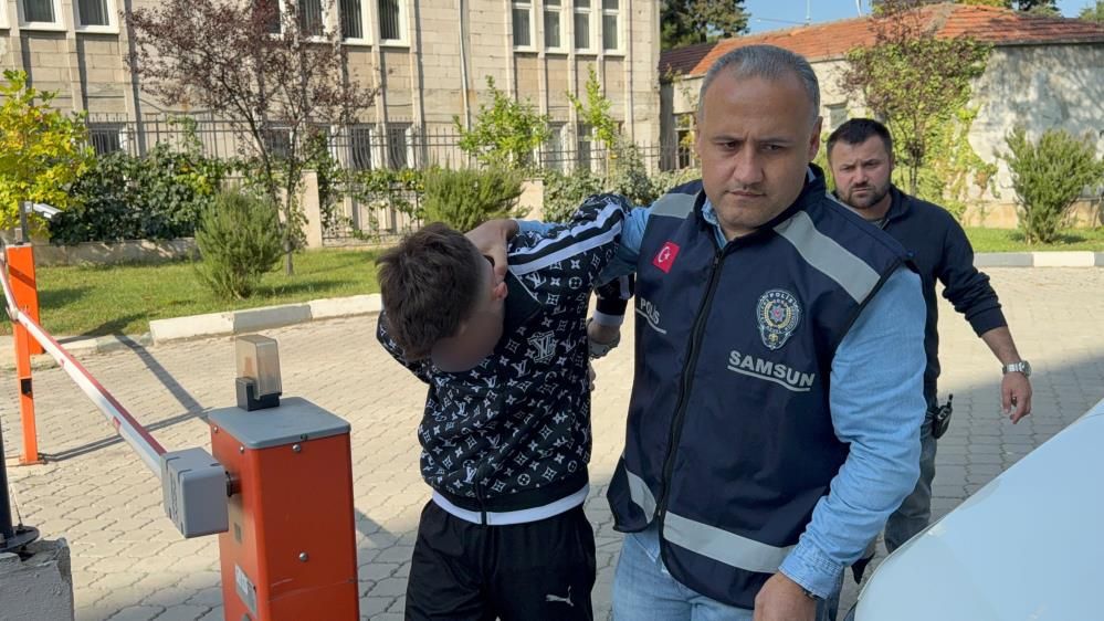 Samsun Haber: Samsun’da kız meselesi kanlı bitti! 2 kişi bıçaklandı