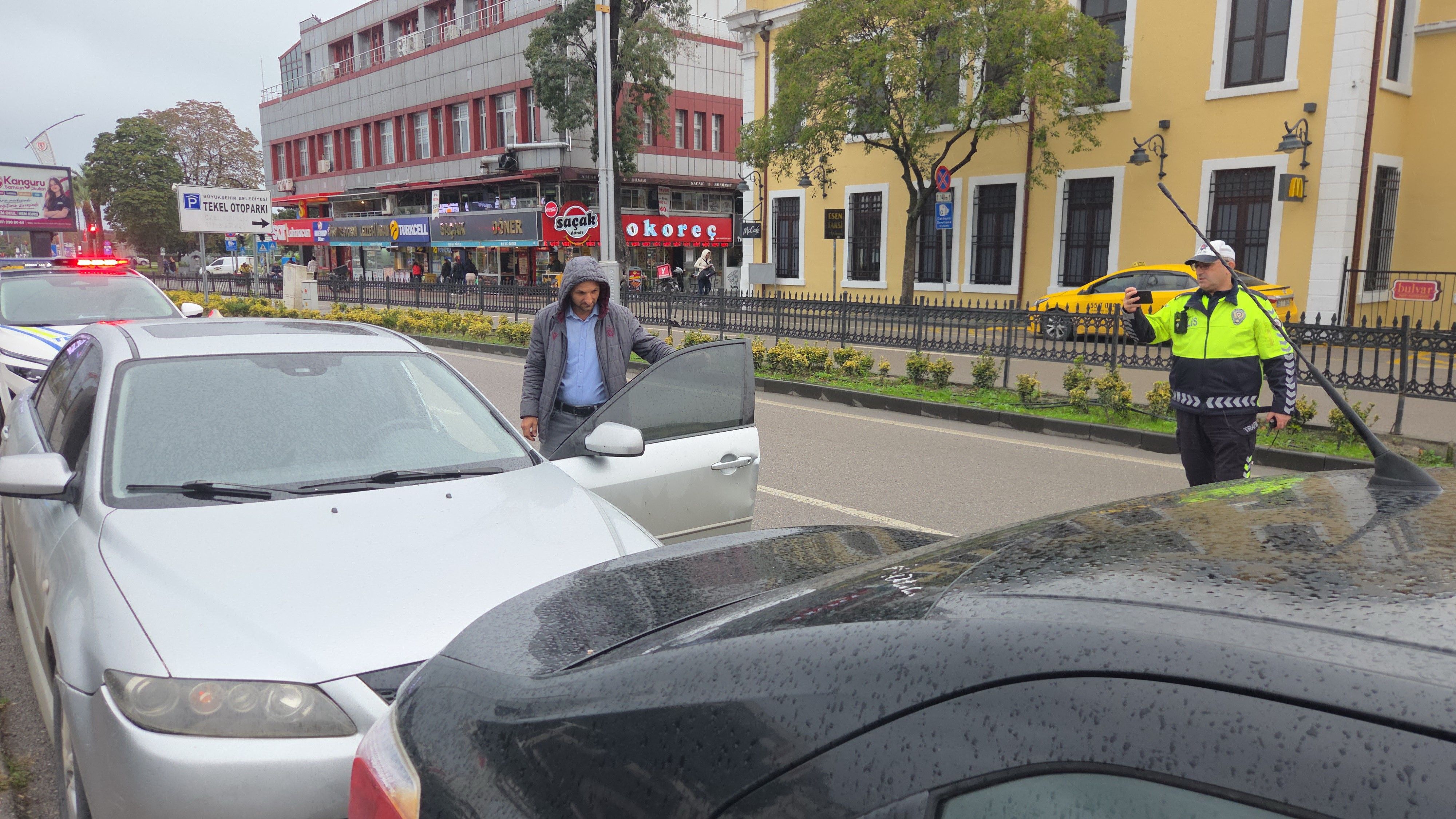 Samsun haber: Samsun’da polisin yaralı kadına yardımı yürekleri ısıttı