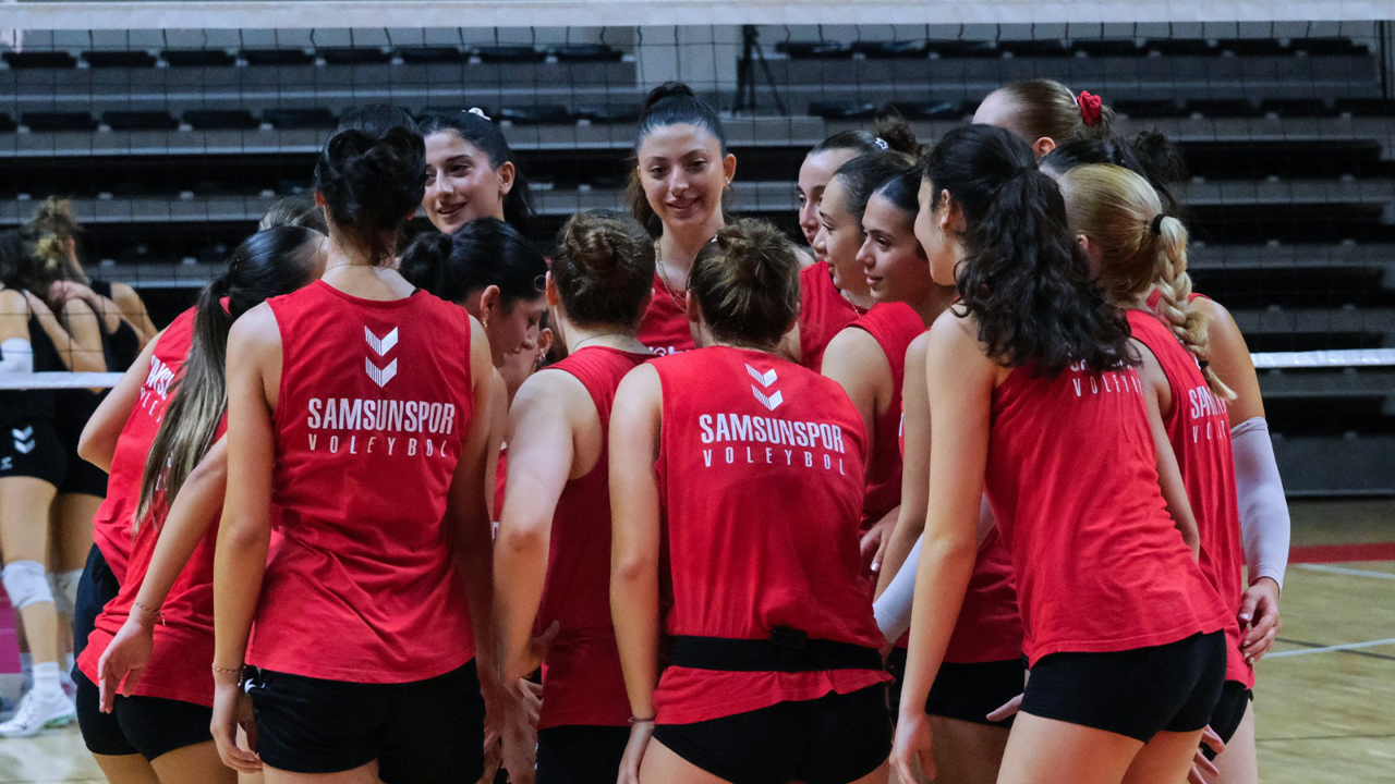 Samsunspor haber: Samsunspor kadın voleybol takımı zirve sınavında!