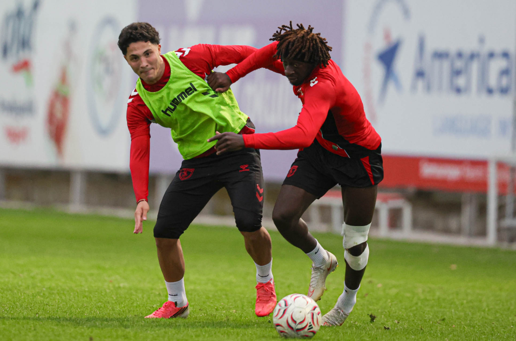 samsunspor haber Samsunspor’da Coulibaly endişesi! Dizindeki sargı dikkat çekti